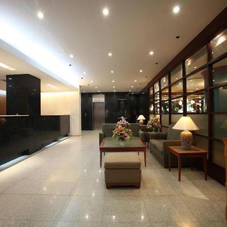 Sunny Bay Suites Manila Exterior foto